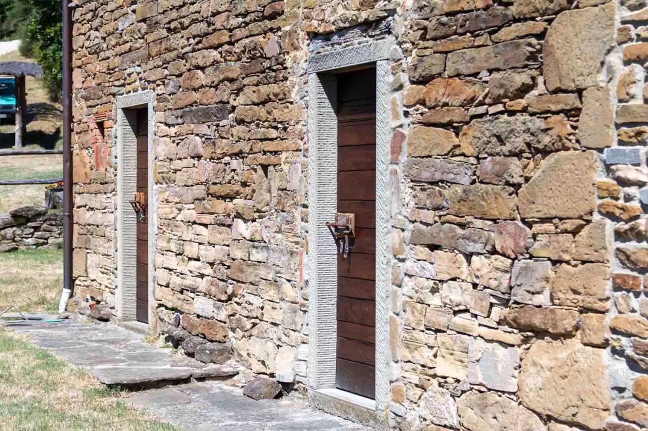 Agriturismo Con Piscina In Toscana, Tribbiano Arezzo Exteriör bild