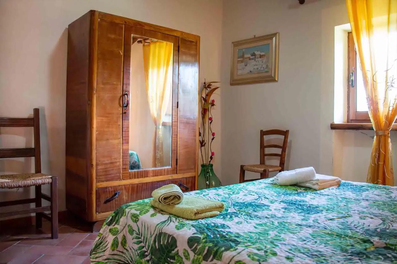 Agriturismo Con Piscina In Toscana, Tribbiano Arezzo Exteriör bild