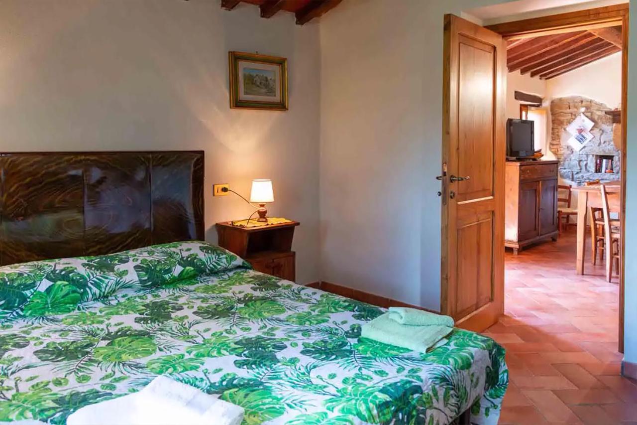 Agriturismo Con Piscina In Toscana, Tribbiano Arezzo Exteriör bild